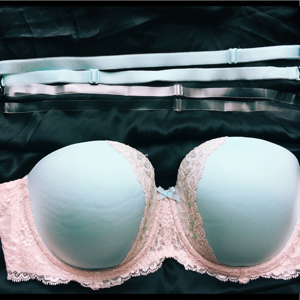 Victoria's Secret Bra {Worn Once}