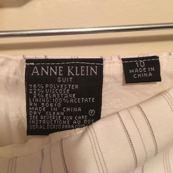 Anne Klein off white pinstriped skirt - Picture 1 of 3