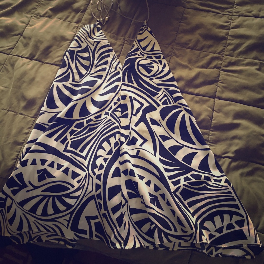 **DONATED**Flared halter top