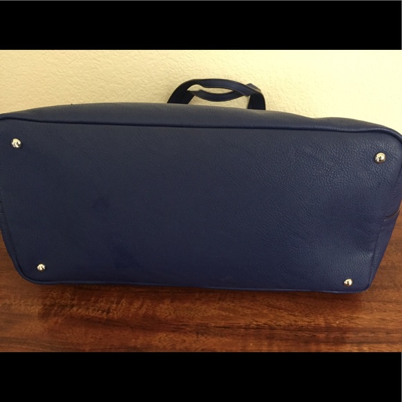 Ralph Lauren Tote - Picture 3 of 5