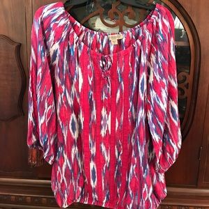 ✅Cute colorful top!