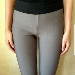 BCBG Ribbed Gray Leggings