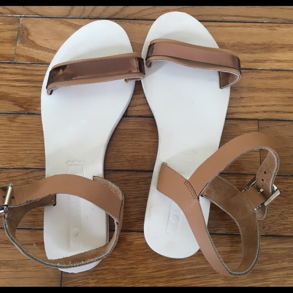 NWOT Sol Sana & Urban Outfitters Rose Gold Sandals