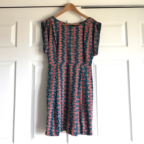 Geometric Print Dress - Picture 3 of 5