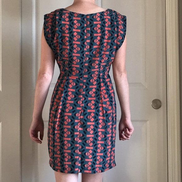 Geometric Print Dress - Picture 2 of 5
