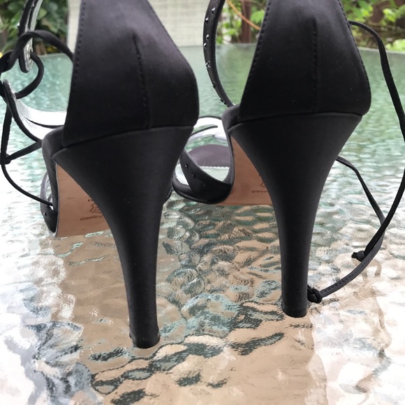 Gorgeous heels π - Picture 7 of 8