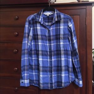Blue pocket plaid button down
