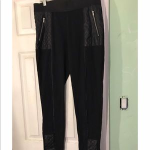 Black legging with leather patches