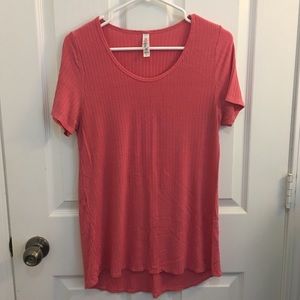 LuLaRoe XL Classic T - Solid Coral