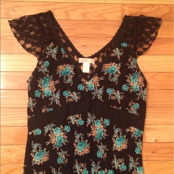 Band of Gypsies Floral Lace Shoulder Midi Dress - Picture 2 of 6