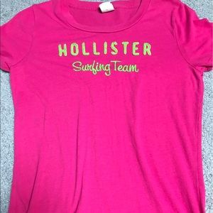 Hollister tee