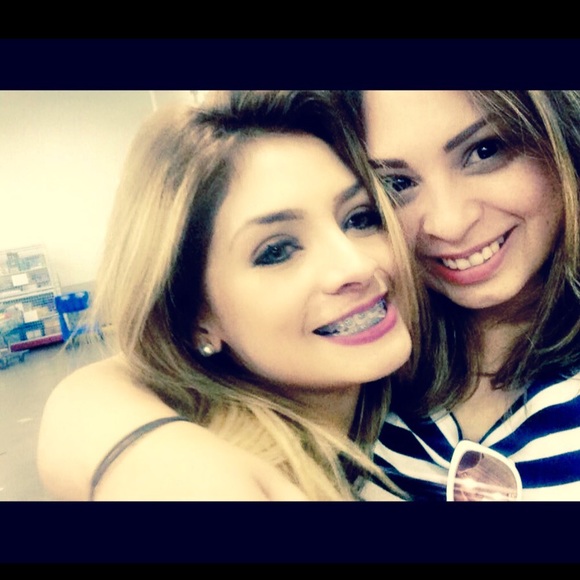 Meet your Posher, Maria - Picture 1 of 1