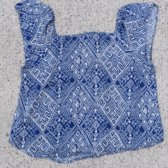 🌸 Boho Cap Sleeve Crop Top - Picture 2 of 2