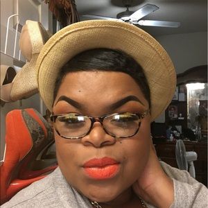 Meet your Posher, Christyal