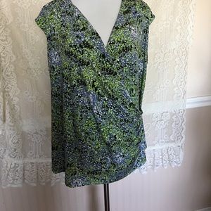 ✨Sale✨V neck cotton blouse