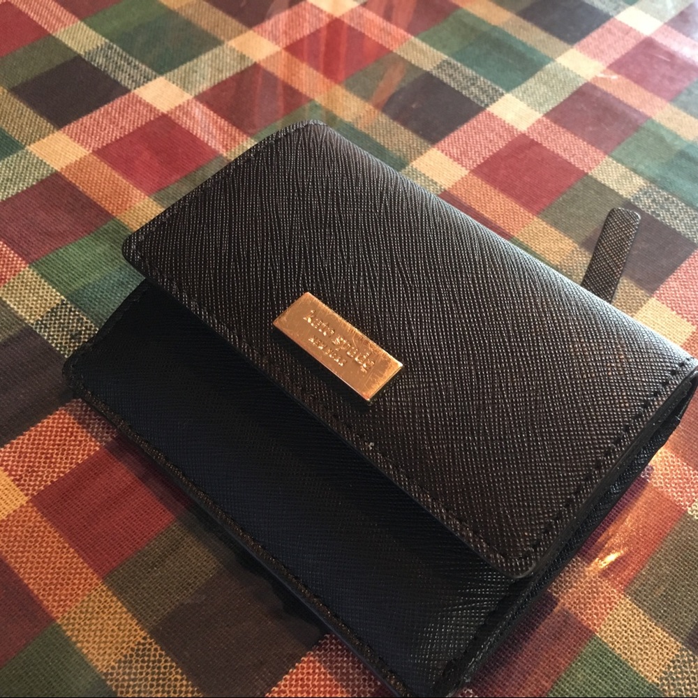 Kate Spade Mini Cedar Street Wallet