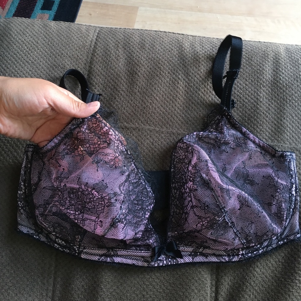 Sexy lace see through bra from Victoria's Secret♥️