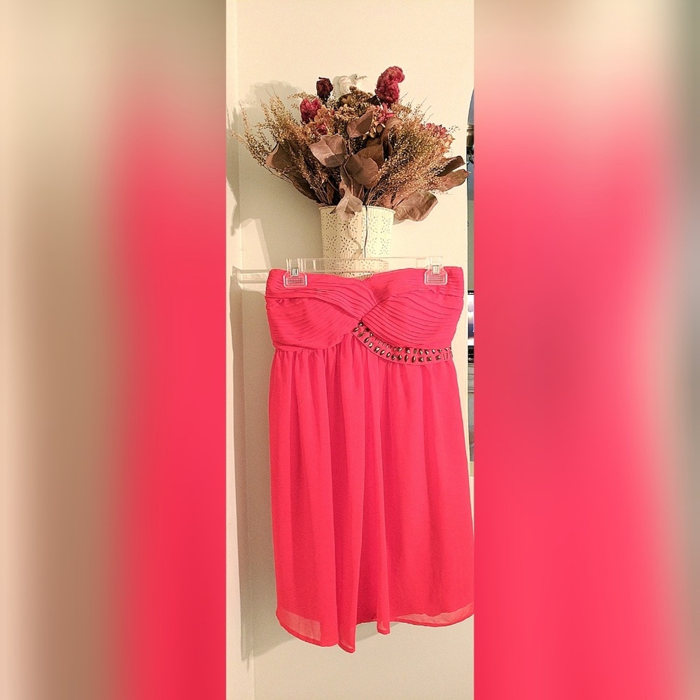 Strapless red dress