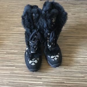 Coach boots with fur!