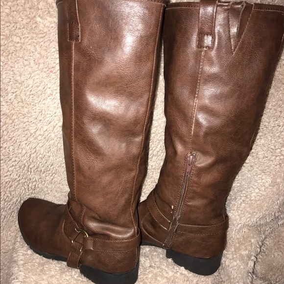 Fall Boots. - Picture 2 of 2