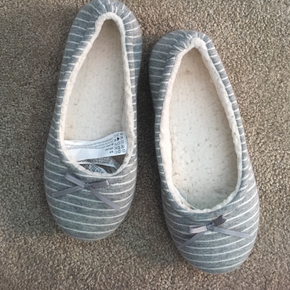 Forever 21 Slippers