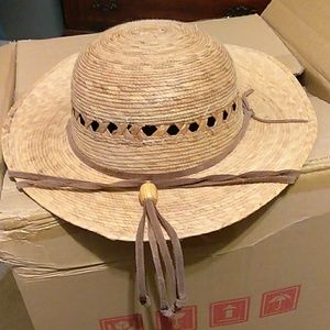 Straw hat