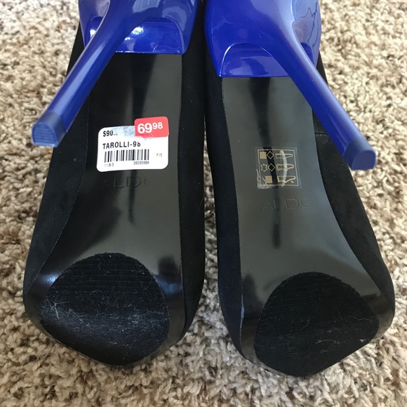 Open toe pumps - Picture 2 of 5