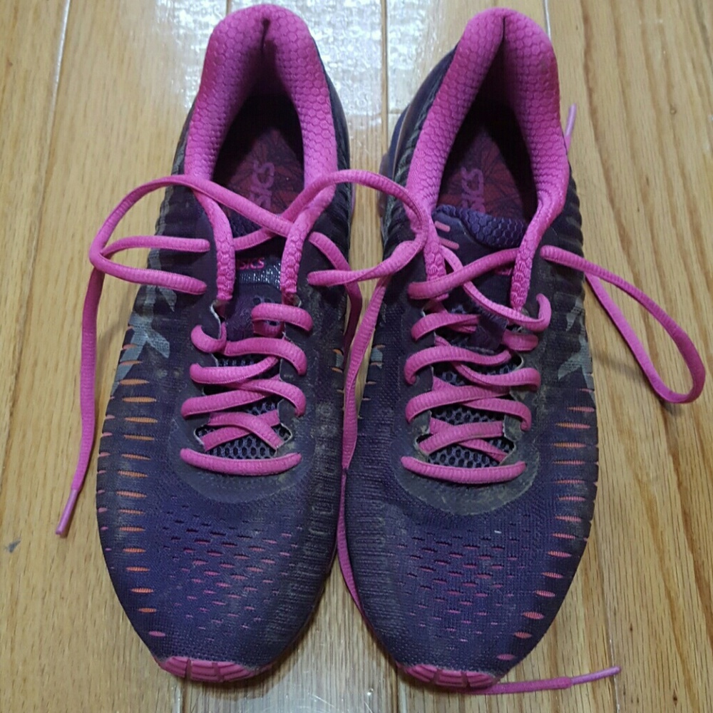 EUC ASICS Gel Quantum 360 Running Shoes