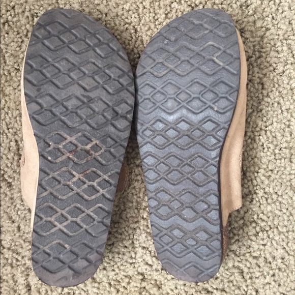 Birkenstock Like Mossimo Vegan Suede Clogs - Picture 2 of 3