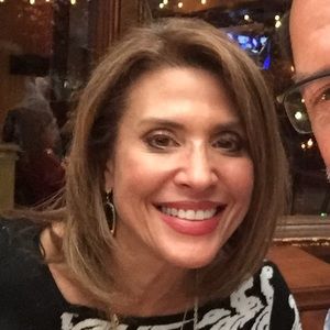 Meet your Posher, Suzanne