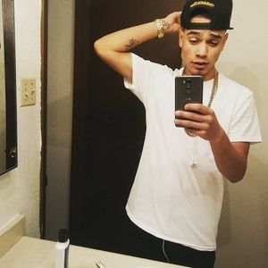 Meet your Posher, Andrew