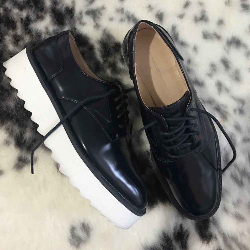 Zara Navy Patent Leather Creepers, size 37