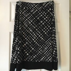 Black and white skirt!