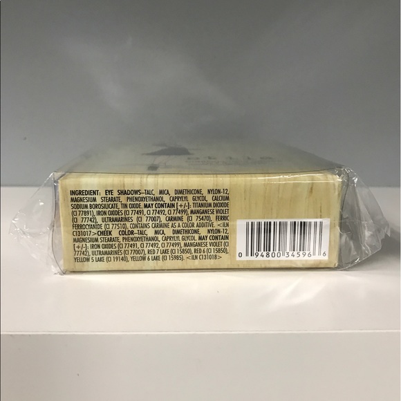 (NIB) Stila Masterpiece Set - Picture 3 of 4