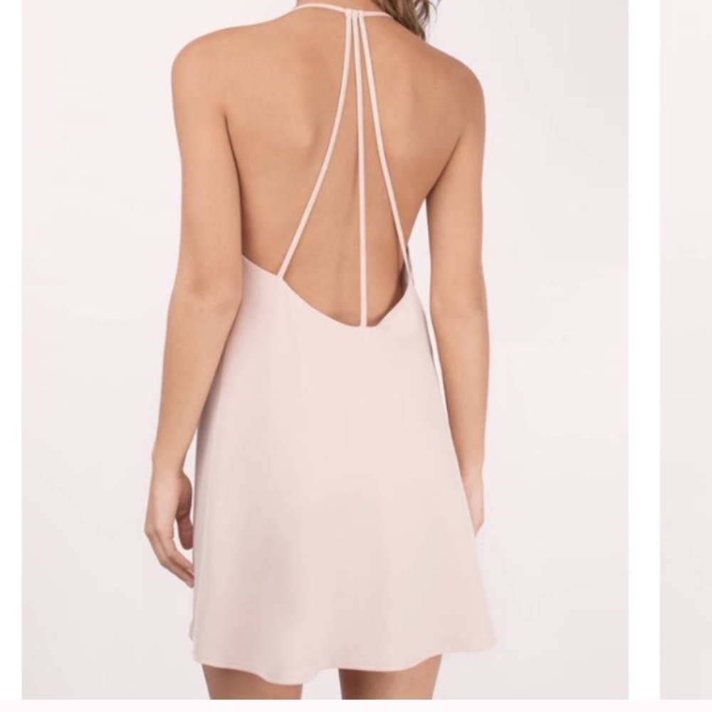 Tobi nude shift dress