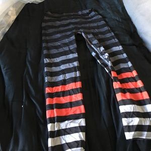 Black, red, grey striped K-Deer crop leggings