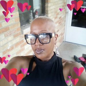 Meet your Posher, Ava