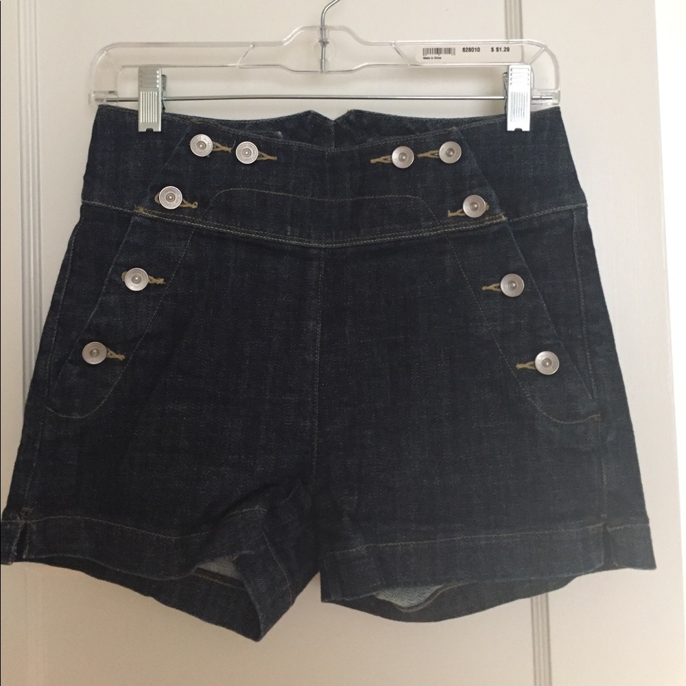 WESC Audrey high-waisted shorts in Size S
