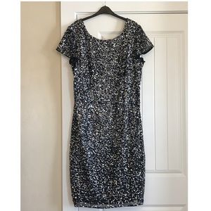 ⭐️ REDUCED ⭐️ Adrianna Papell sequin dress