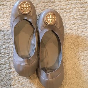 Tory burch Caroline flats size 7.5