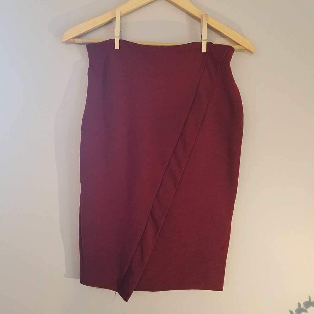PRICE DROP!!! Zara Trafaluc Maroon Pencil Skirt