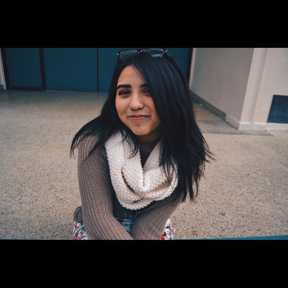 Meet your Posher, Alexis