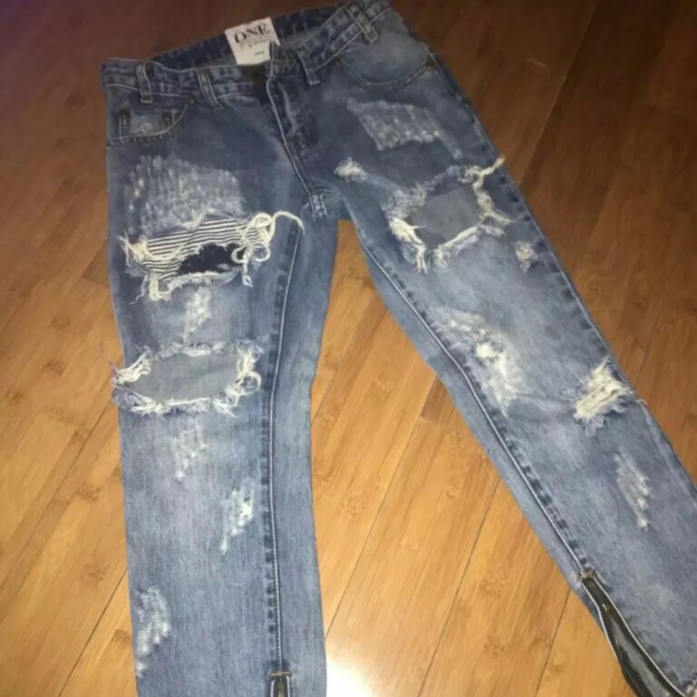 ONE Trashed Freebirds boyfriend jeans