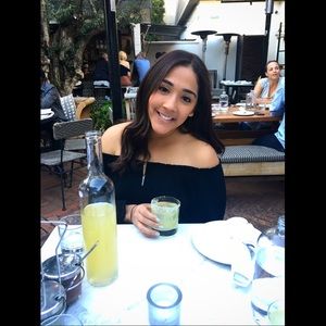 Meet your Posher, Natalie