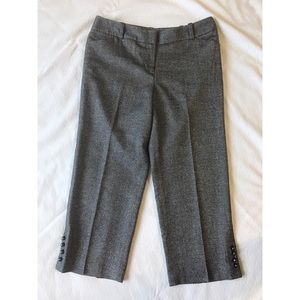 Ann Taylor Black Gray tweed Capri Pants. Size 4.