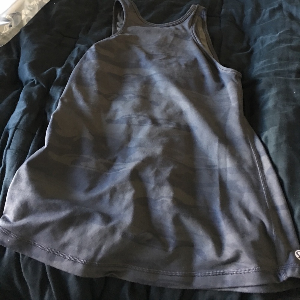 Lululemon camo print tank
