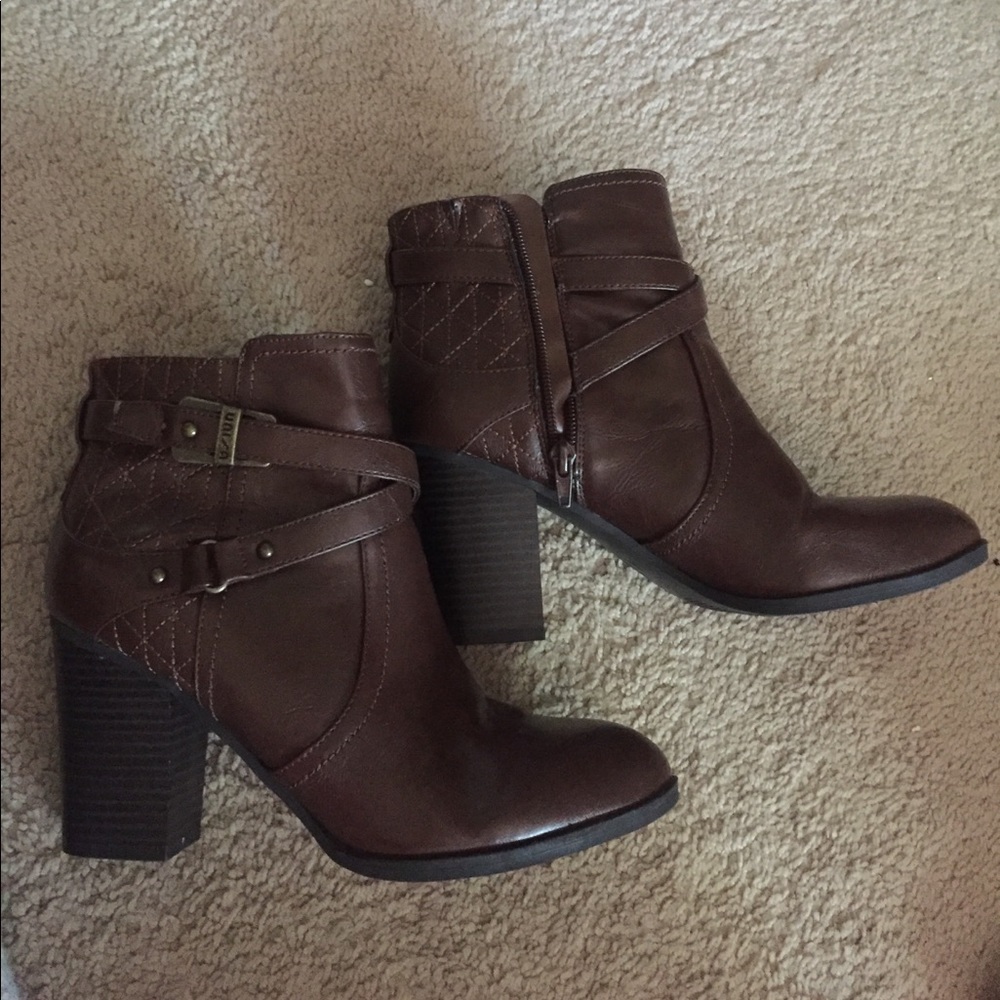 Brown boots