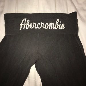 Dark Grey cropped Abercrombie & Fitch leggings