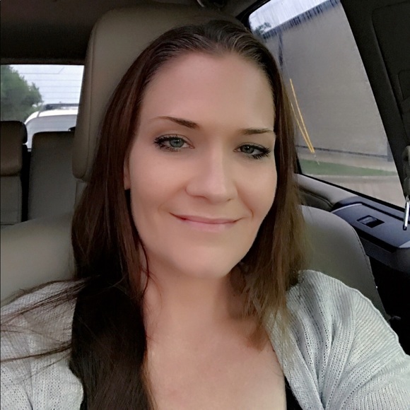 Meet your Posher, Brandy. - Picture 7 of 8