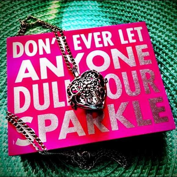 Meet your Posher, Brandy. - Picture 3 of 8